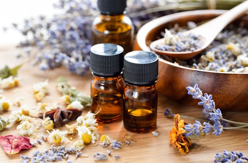  Best Essential Oils For Acne That Will Give Good Results