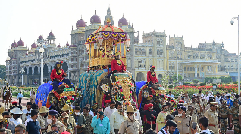 carnival-like-festival-in-karnataka