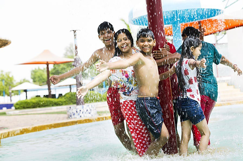 enjoy-in-the-water-park